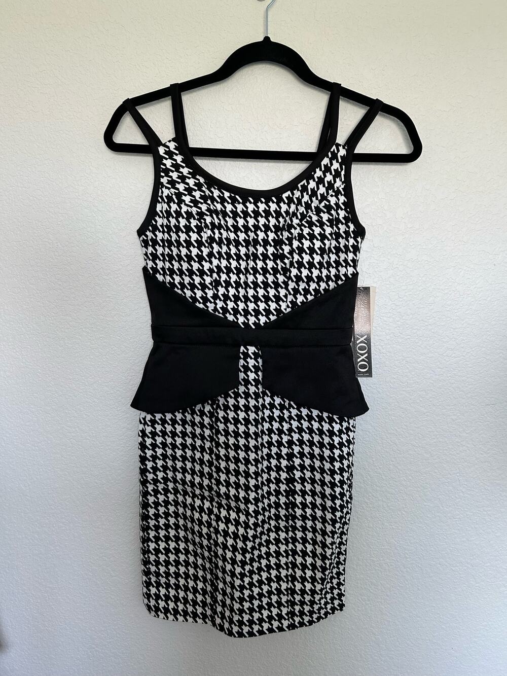XOXO Houndstooth Peplum Double Strap Mini Dress Size 1/2